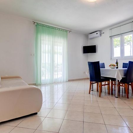 Love Apartments Zecevo Ngoại thất bức ảnh