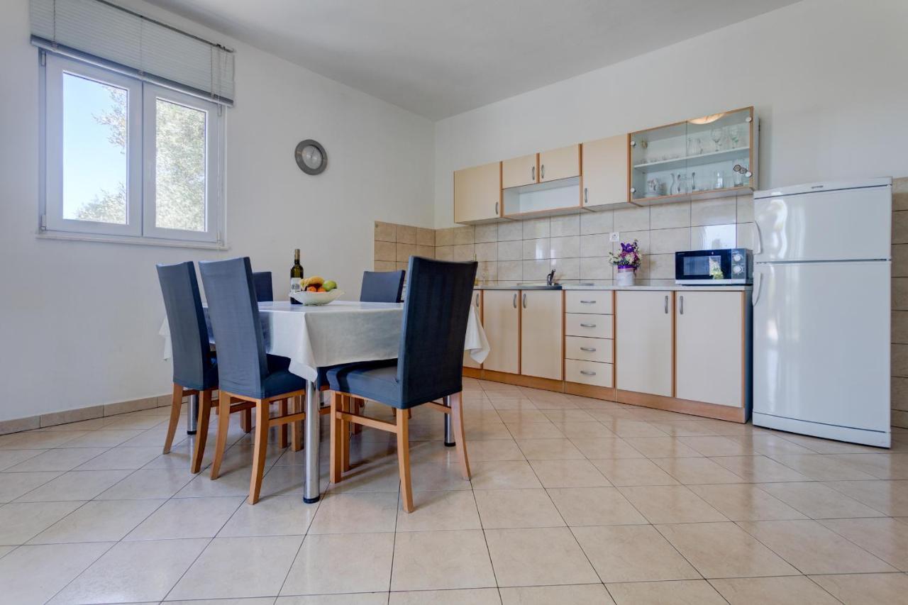 Love Apartments Zecevo Ngoại thất bức ảnh