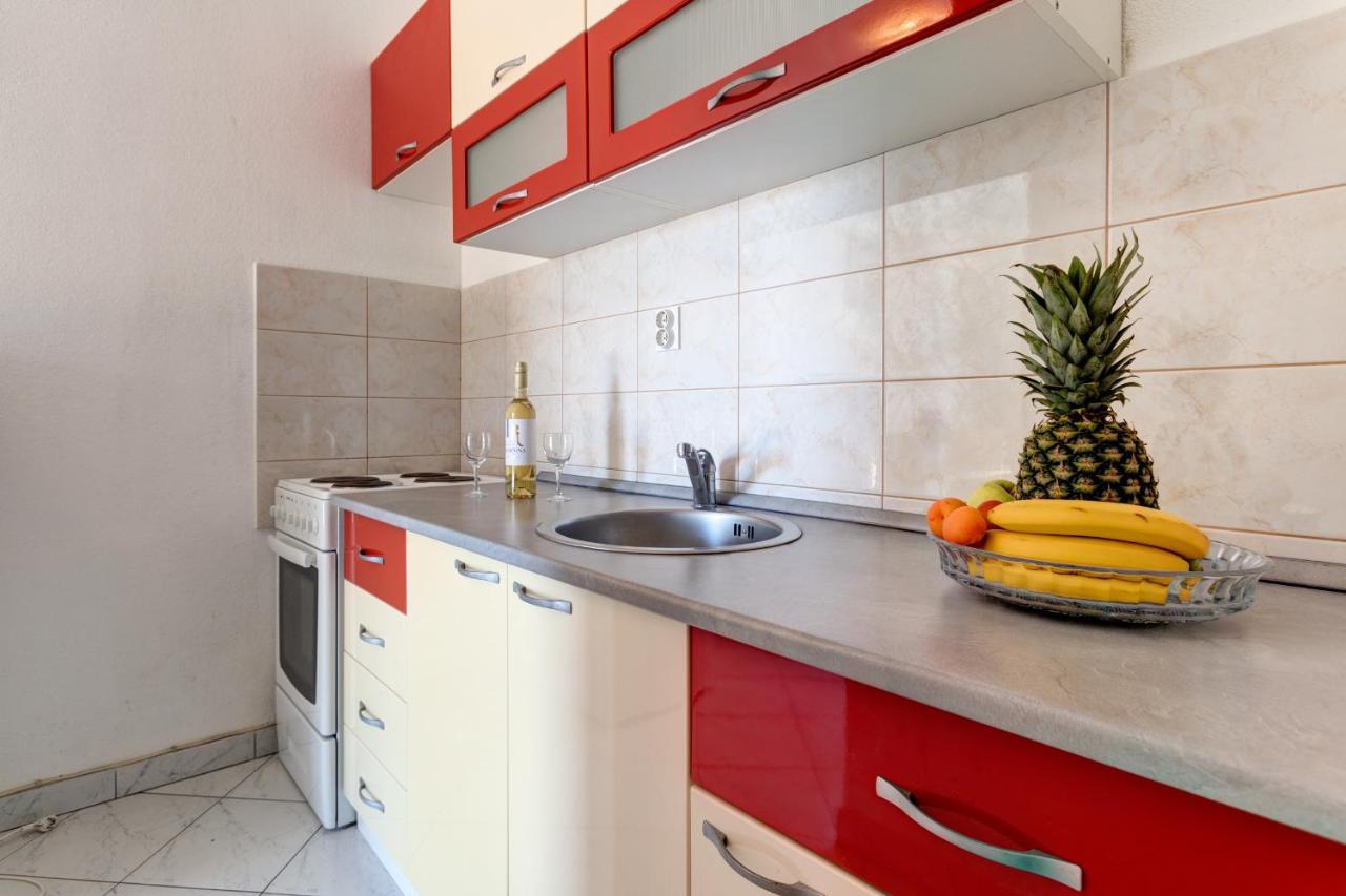 Love Apartments Zecevo Ngoại thất bức ảnh
