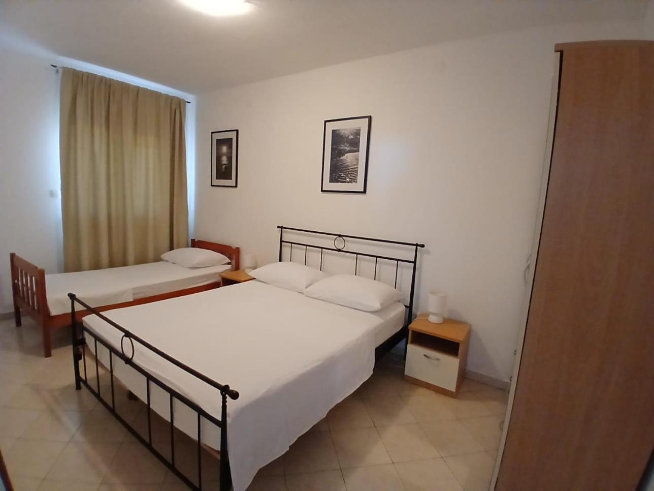 Love Apartments Zecevo Ngoại thất bức ảnh